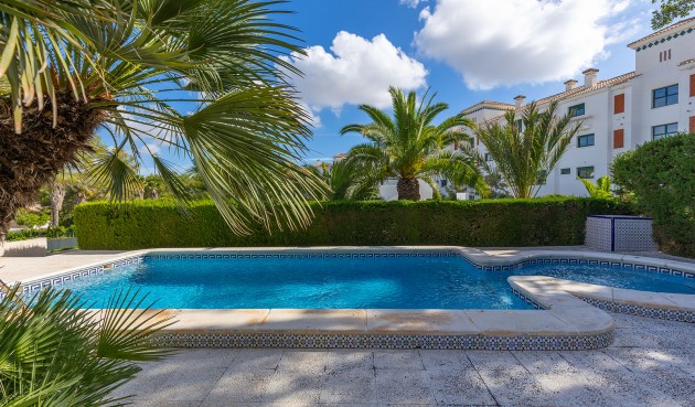 Brukt - Villa -
Orihuela Costa - Costa Blanca