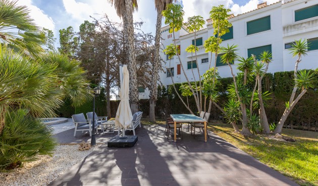 Brukt - Villa -
Orihuela Costa - Costa Blanca