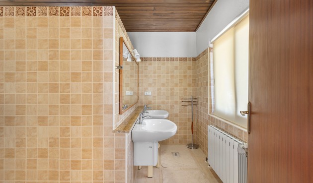 Brukt - Villa -
Orihuela Costa - Costa Blanca