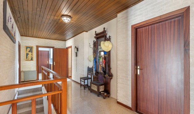 Brukt - Villa -
Orihuela Costa - Costa Blanca