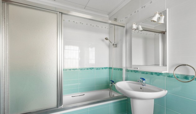 Brukt - Villa -
Orihuela Costa - Costa Blanca