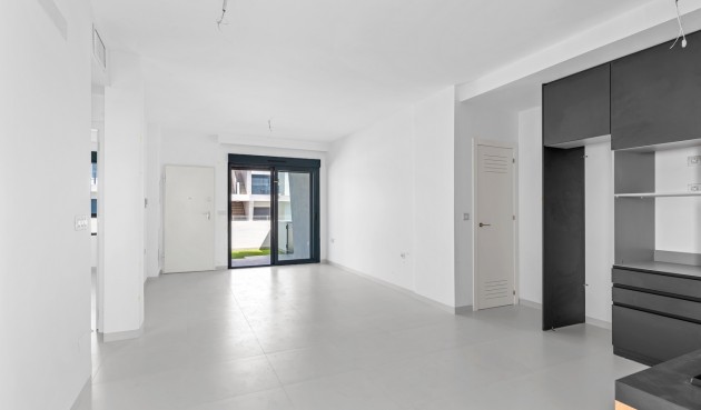 Resale - Apartment -
San Miguel de Salinas - Inland