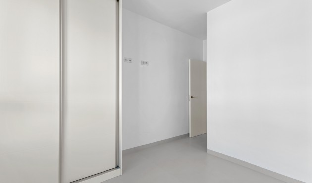 Resale - Apartment -
San Miguel de Salinas - Inland