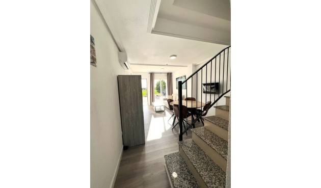 Återförsäljning - Town House -
Santa Rosalia - Costa Calida