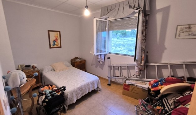 Resale - Villa -
Yecla - Inland