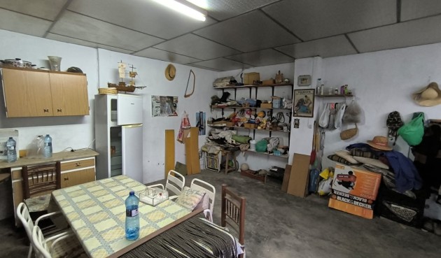 Resale - Villa -
Yecla - Inland