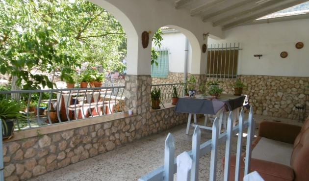 Resale - Villa -
Yecla - Inland