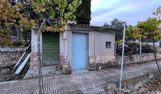 Resale - Villa -
Yecla - Inland