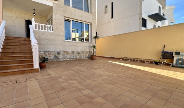 Reventa - Villa -
Orihuela Costa - Costa Blanca