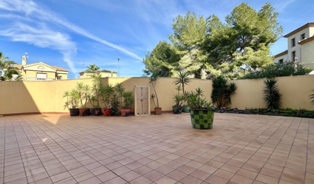 Reventa - Villa -
Orihuela Costa - Costa Blanca