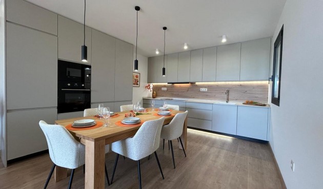 Återförsäljning - Town House -
Dolores - Costa Blanca