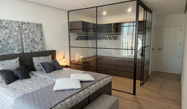 Återförsäljning - Town House -
Dolores - Costa Blanca