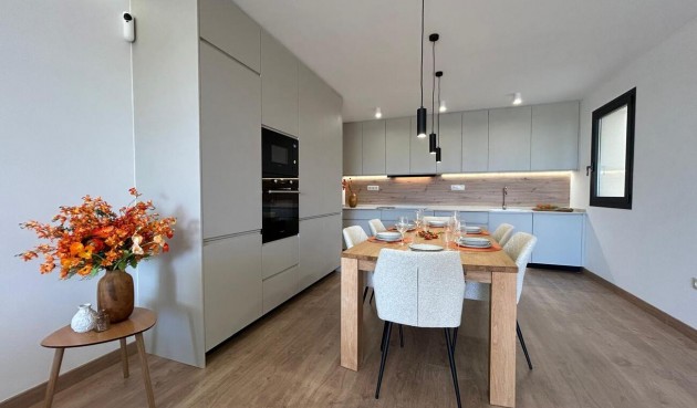 Återförsäljning - Town House -
Dolores - Costa Blanca