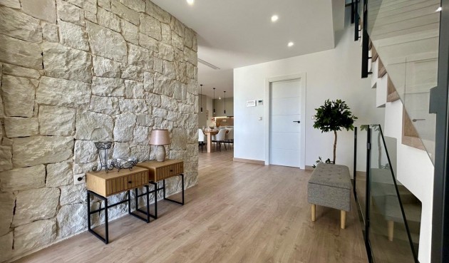 Återförsäljning - Town House -
Dolores - Costa Blanca