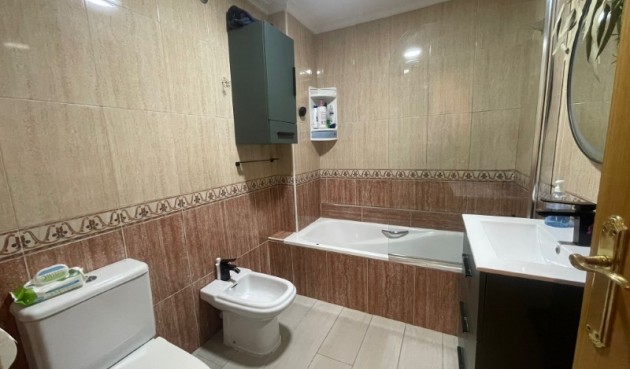 Resale - Apartment -
Torrevieja - Costa Blanca