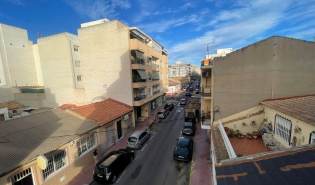 Resale - Apartment -
Torrevieja - Costa Blanca