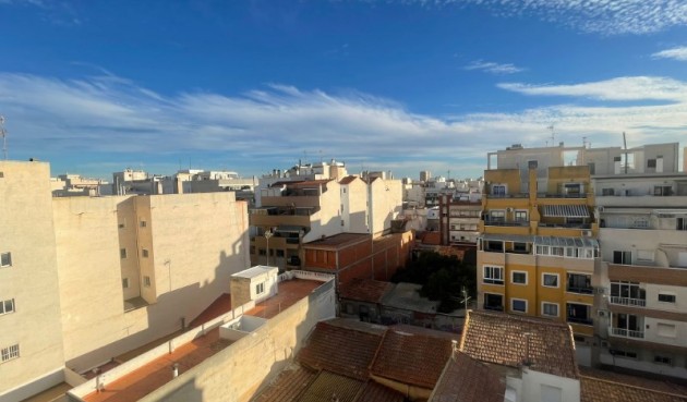 Resale - Apartment -
Torrevieja - Costa Blanca
