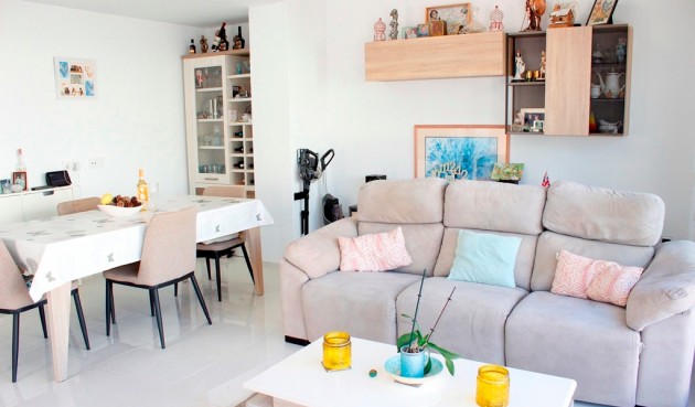 Resale - Villa -
San Miguel de Salinas - Inland