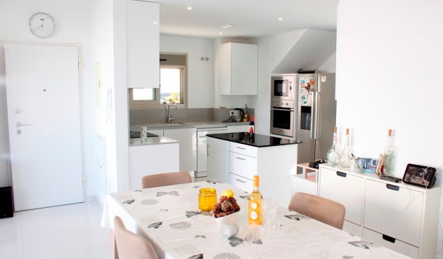 Resale - Villa -
San Miguel de Salinas - Inland