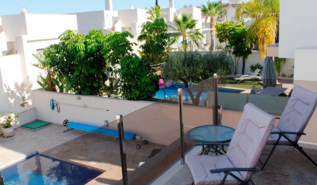 Resale - Villa -
San Miguel de Salinas - Inland