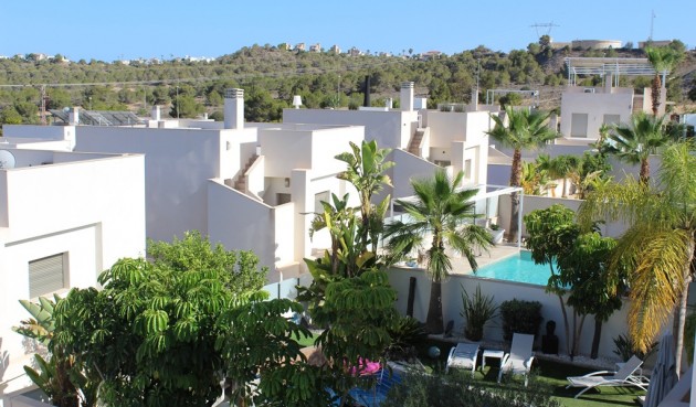 Resale - Villa -
San Miguel de Salinas - Inland