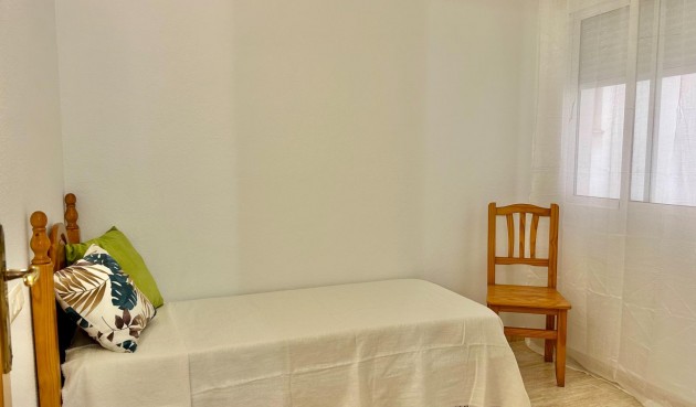 Resale - Apartment -
Torrevieja - Estacion De Autobuses