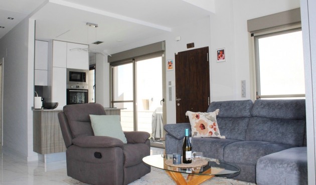 Brukt - Villa -
Orihuela Costa - Costa Blanca