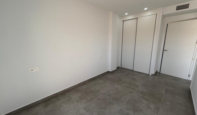 Resale - Apartment -
Torrevieja - Estacion De Autobuses