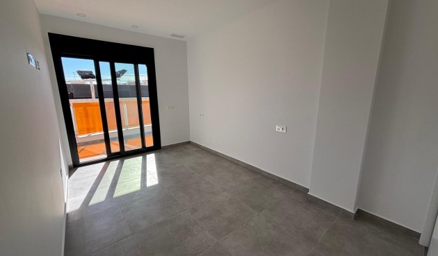 Resale - Apartment -
Torrevieja - Estacion De Autobuses