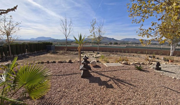 Resale - Villa -
Sax - Inland