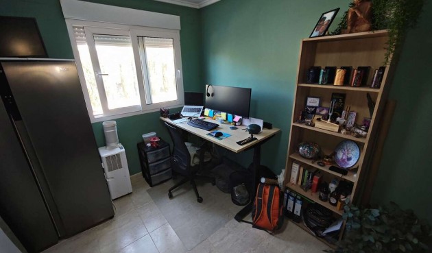 Resale - Villa -
Sax - Inland