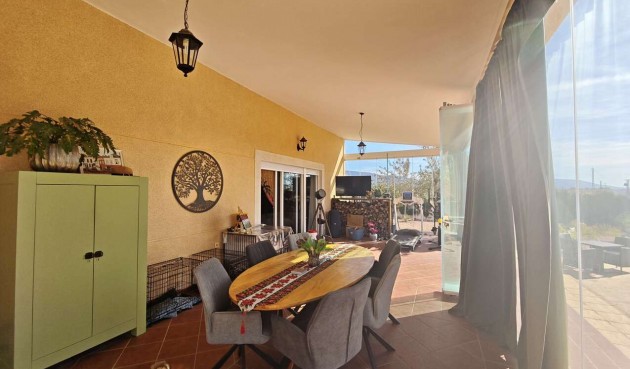 Resale - Villa -
Sax - Inland