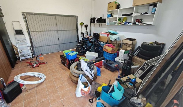 Resale - Villa -
Sax - Inland