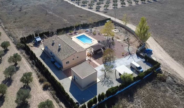 Resale - Villa -
Sax - Inland