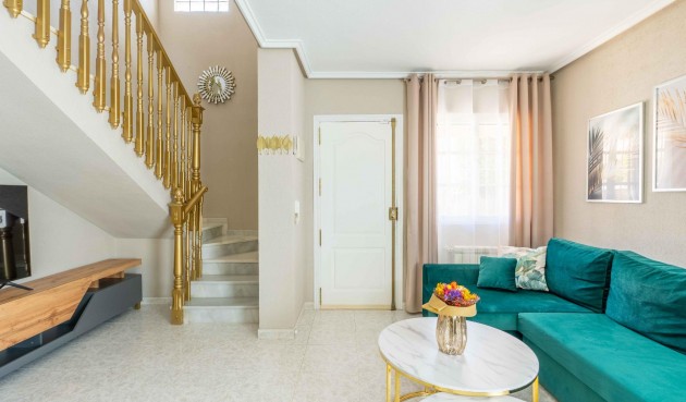 Resale - Villa -
Orihuela Costa - Punta Prima