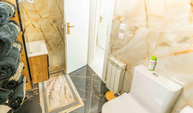 Resale - Villa -
Orihuela Costa - Punta Prima