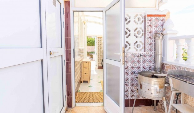 Resale - Villa -
Orihuela Costa - Punta Prima