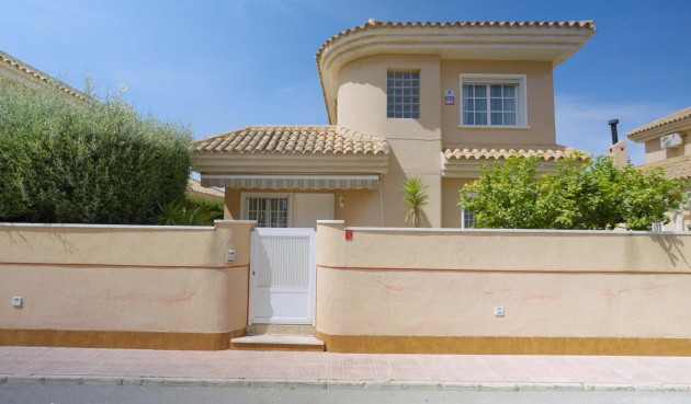 Resale - Villa -
Orihuela Costa - Punta Prima