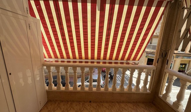 Resale - Apartment -
Torrevieja - Habaneras