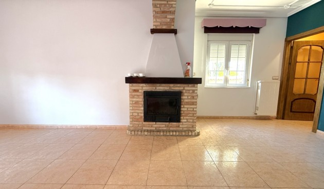 Resale - Villa -
Pilar de la Horadada - Costa Blanca