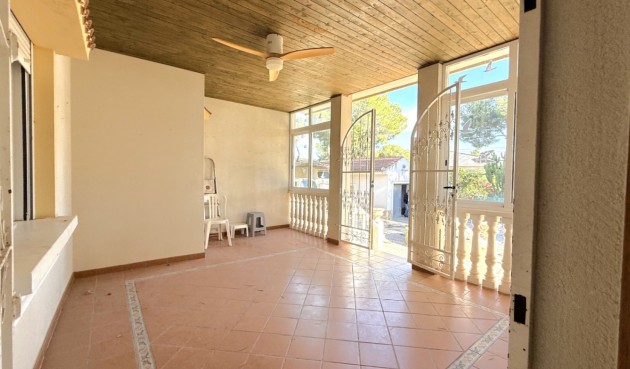 Resale - Villa -
Pilar de la Horadada - Costa Blanca