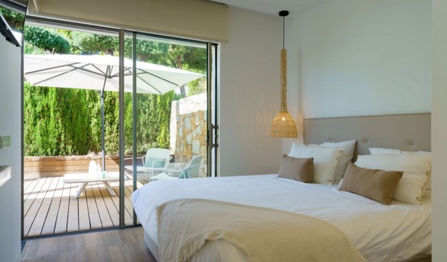 Resale - Villa -
San Miguel de Salinas - Inland