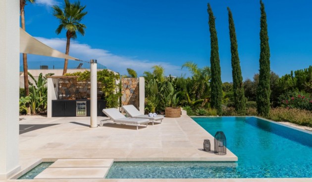 Resale - Villa -
San Miguel de Salinas - Inland