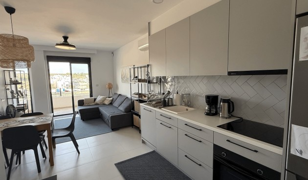 Resale - Apartment -
San Miguel de Salinas - Inland