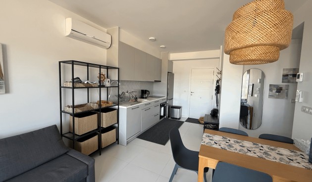 Resale - Apartment -
San Miguel de Salinas - Inland