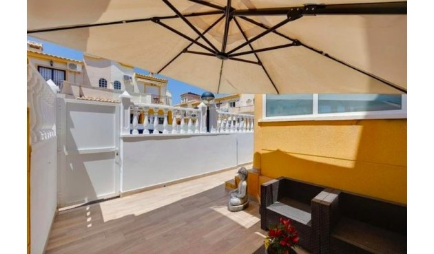 Återförsäljning - Town House -
Guardamar del Segura - Costa Blanca