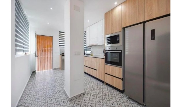 Återförsäljning - Town House -
Guardamar del Segura - Costa Blanca