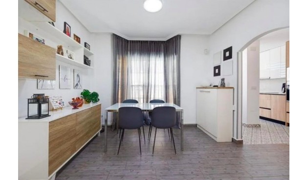 Återförsäljning - Town House -
Guardamar del Segura - Costa Blanca