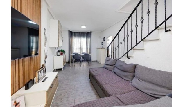 Återförsäljning - Town House -
Guardamar del Segura - Costa Blanca