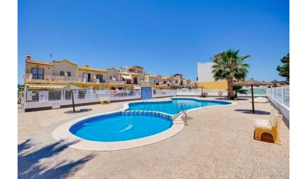 Återförsäljning - Town House -
Guardamar del Segura - Costa Blanca